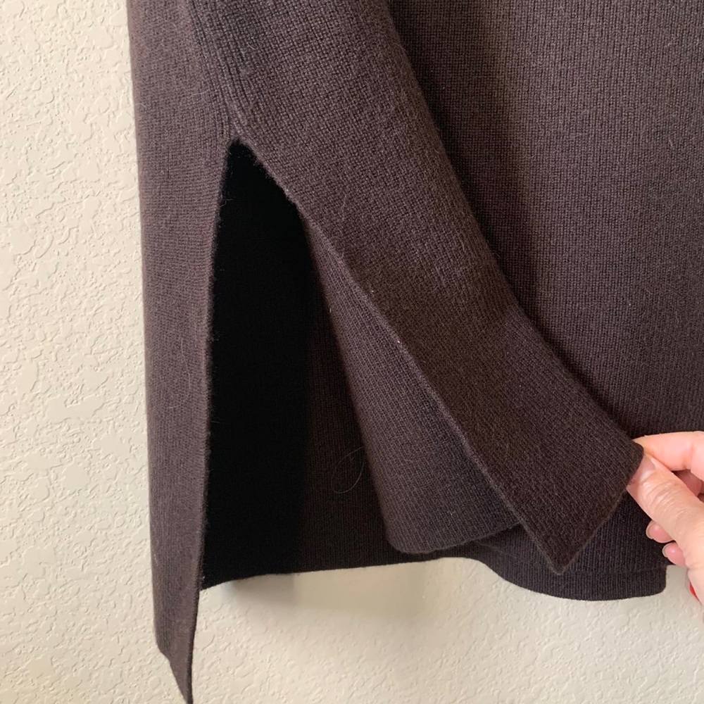Theory wool - cashmere sleeveless mock neck vest - Picture 3 of 5